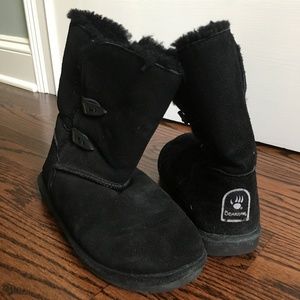 Size 9 BearPaw Boots in Black